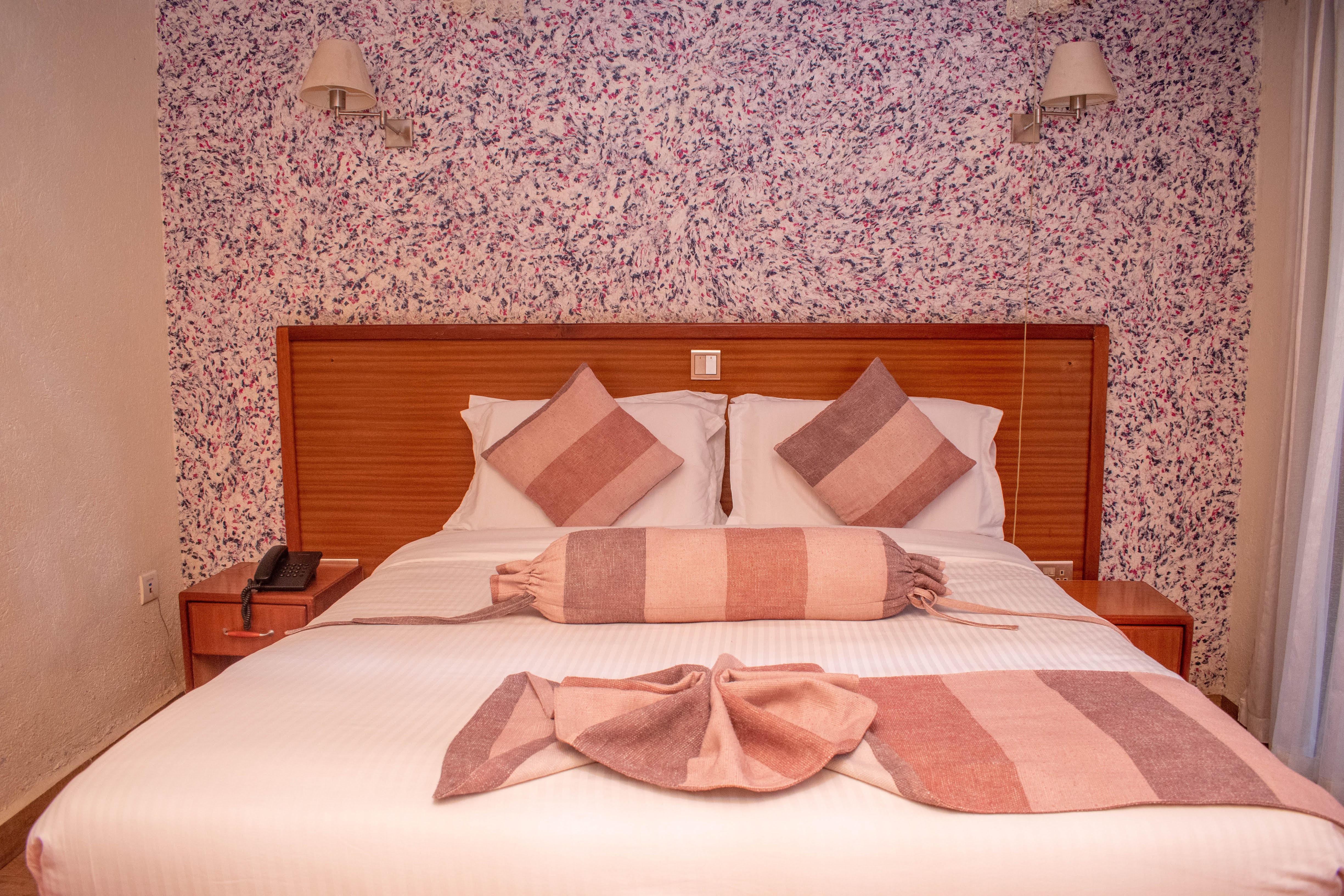 Topcliff Lodge Cottage with 2 queen beds